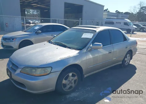 1999 Honda Accord Ex from USA, damaged, VIN 1HGCG565XXA073388